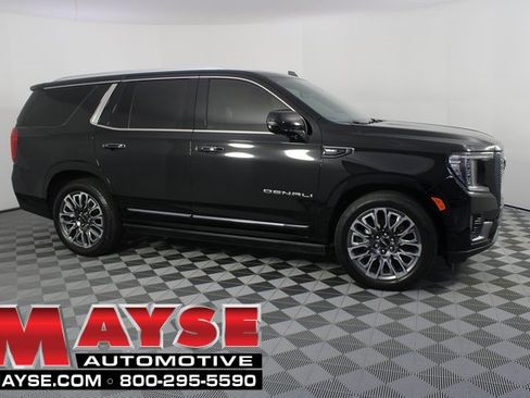 Used 2023 GMC Yukon Denali Ultimate image 1