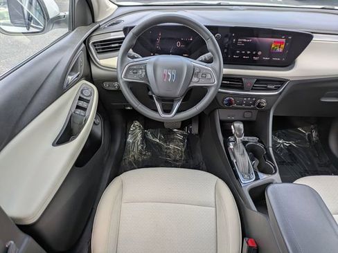 Used 2024 Buick Encore GX Preferred w/ Comfort Package image 17