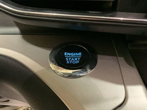 Used 2023 Ford Explorer XLT w/ Equipment Group 202A image 38