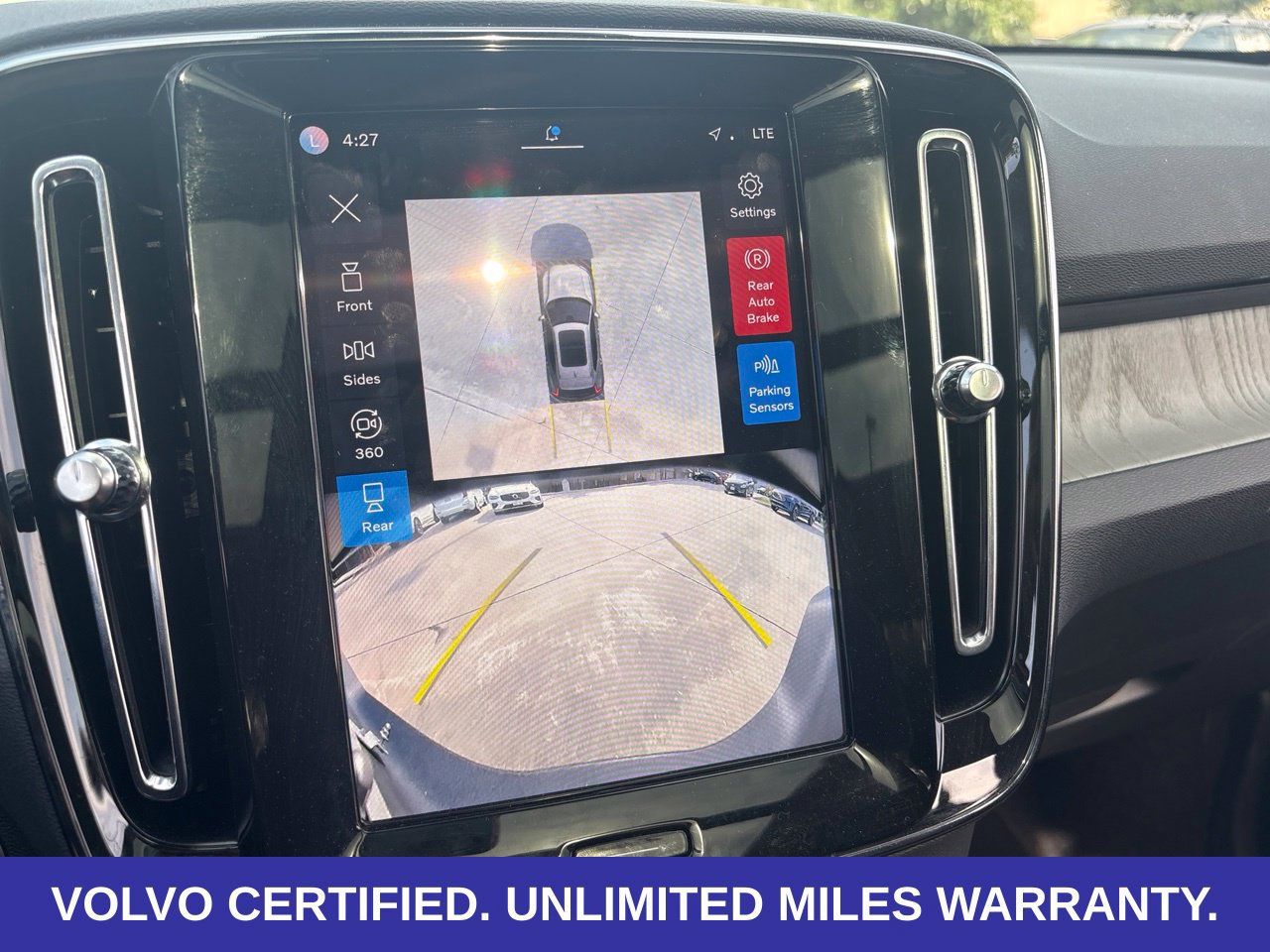 Used 2024 Volvo XC40 B5 Plus w/ Climate Package AWD/4WD image 23
