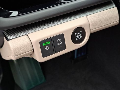 New 2026 Porsche Panamera 4 AWD/4WD image 29