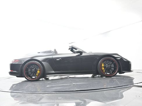 Certified 2019 Porsche 911 Speedster RWD image 64