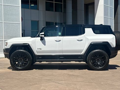 Used 2025 GMC Hummer EV 2X AWD/4WD image 7