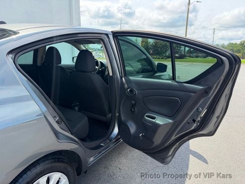 Used 2019 Nissan Versa S Plus FWD image 14