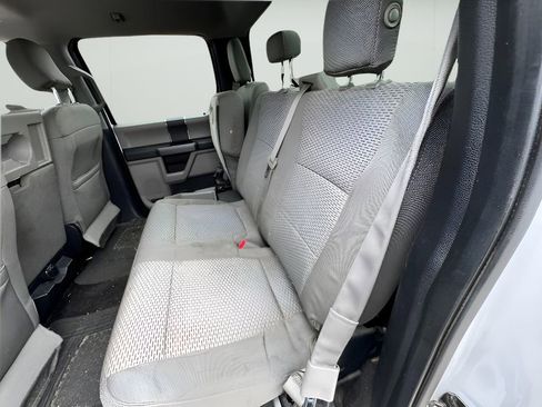 Used 2015 Ford F150 XLT w/ Equipment Group 301A Mid image 15