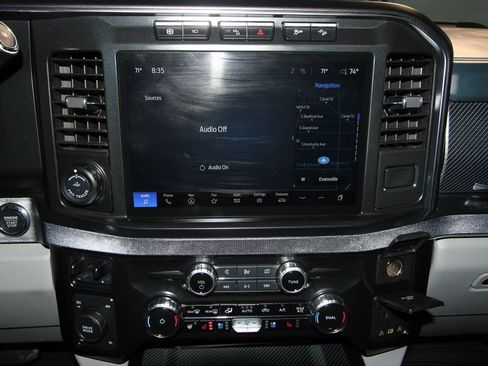 Used 2024 Ford F250 Limited w/ FX4 Off-Road Package AWD/4WD image 17