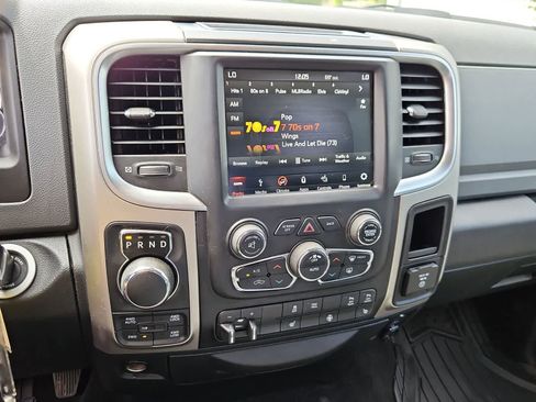 Used 2018 RAM 1500 Big Horn AWD/4WD image 27