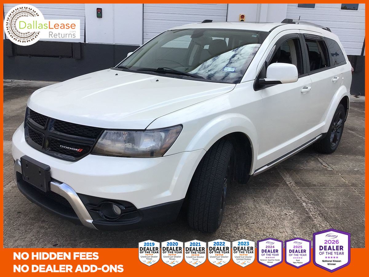 Used 2019 Dodge Journey Crossroad w/ Nav & Sun Group FWD image 1