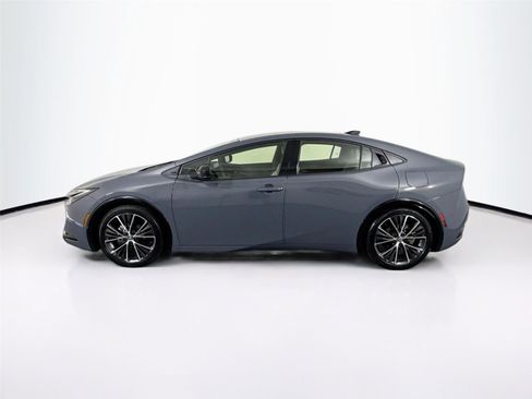 Certified 2024 Toyota Prius XLE image 9