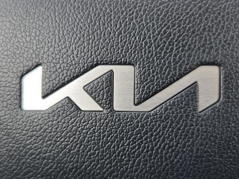 Used 2022 Kia Sorento EX w/ Panoramic Sunroof Package FWD image 25