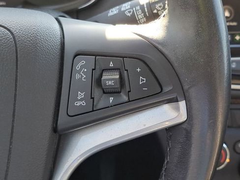 Used 2019 Chevrolet Trax LT w/ LT Convenience Package image 19