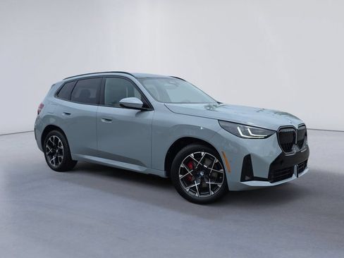 New 2026 BMW X3 xDrive30i w/ Premium Package AWD/4WD image 2