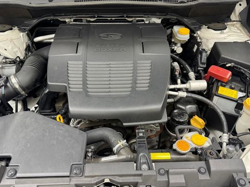 Used 2019 Subaru Forester Touring image 40