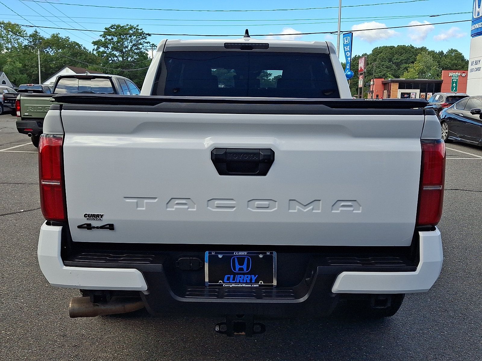 Used 2025 Toyota Tacoma TRD Off-Road AWD/4WD image 5