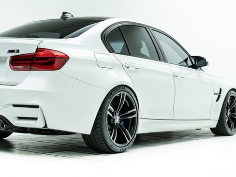 Used 2018 BMW M3 RWD image 13