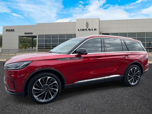 New 2025 Lincoln Aviator Reserve w/ Illumination Package image 7