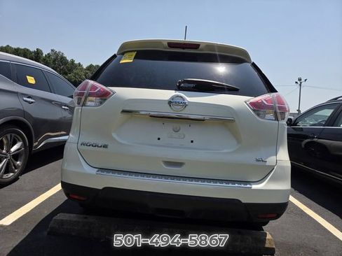 Used 2016 Nissan Rogue SL w/ SL Premium Package FWD image 3