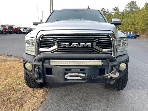 Used 2017 RAM 2500 Limited image 2