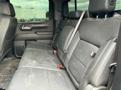 Used 2024 Chevrolet Silverado 1500 LT AWD/4WD image 8