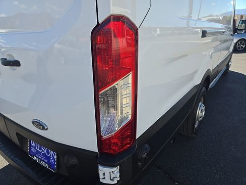 Used 2024 Ford Transit 250 148 High Roof Extended AWD image 31