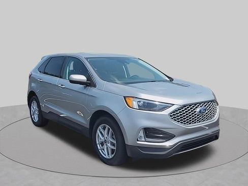 Used 2024 Ford Edge SEL w/ Convenience Package AWD/4WD image 2