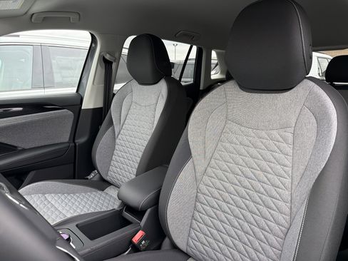 New 2026 Volkswagen Tiguan S AWD/4WD image 10