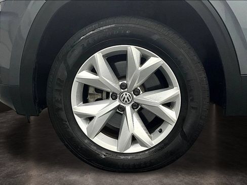 Used 2018 Volkswagen Atlas SEL FWD image 30