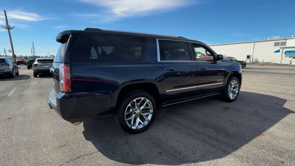 Used 2018 GMC Yukon XL Denali w/ Open Road Package AWD/4WD image 8