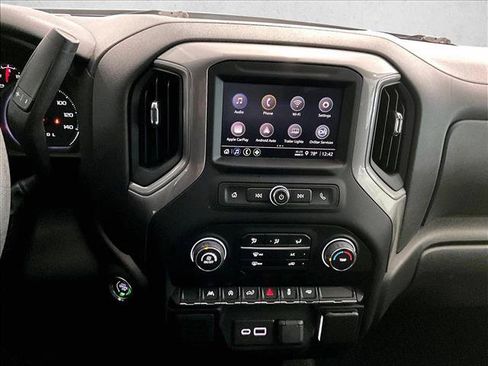 Used 2022 Chevrolet Silverado 1500 Custom RWD image 24