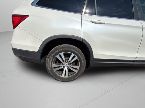 Used 2017 Honda Pilot EX image 31