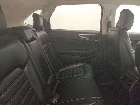 Used 2019 Ford Edge SEL w/ Equipment Group 201A AWD/4WD image 19