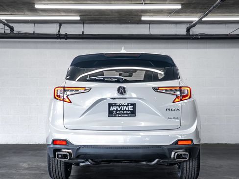 New 2026 Acura RDX SH-AWD image 4