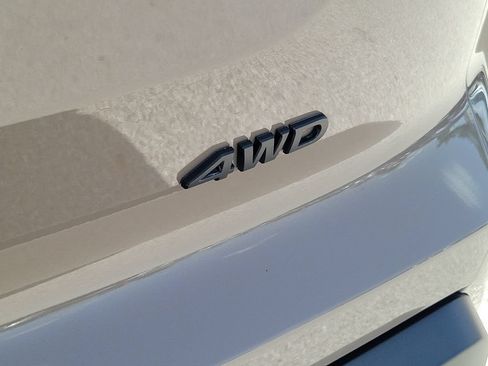 Used 2025 Nissan Pathfinder Rock Creek AWD/4WD image 9