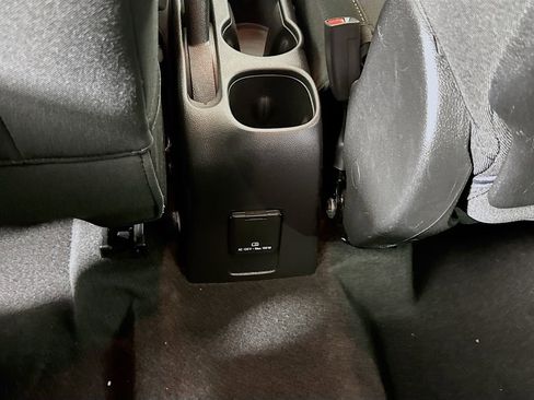 Used 2020 Chevrolet Trax LT image 28