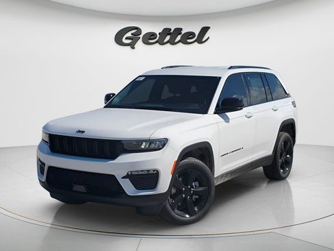 New 2025 Jeep Grand Cherokee Limited w/ Black Appearance Package AWD/4WD image 1