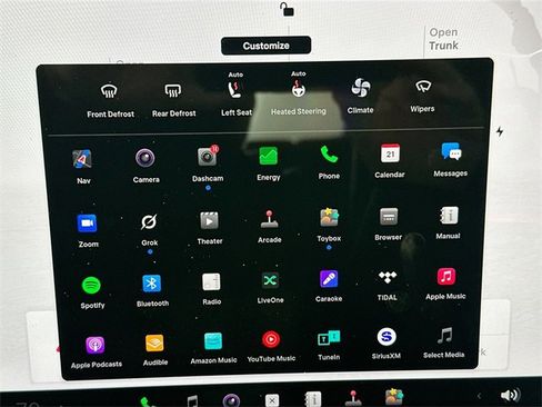 Used 2023 Tesla Model 3 Standard Range image 12