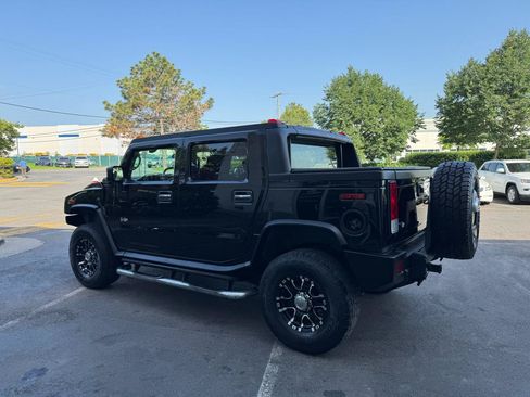 Used 2005 HUMMER H2 SUT w/ Preferred Equipment Group AWD/4WD image 6