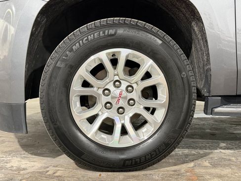 Used 2020 GMC Yukon SLT AWD/4WD image 11