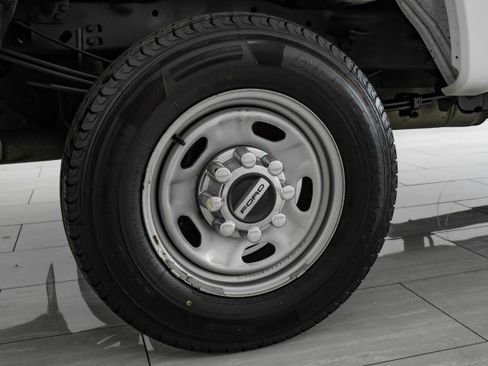 Used 2017 Ford F350 XL image 39