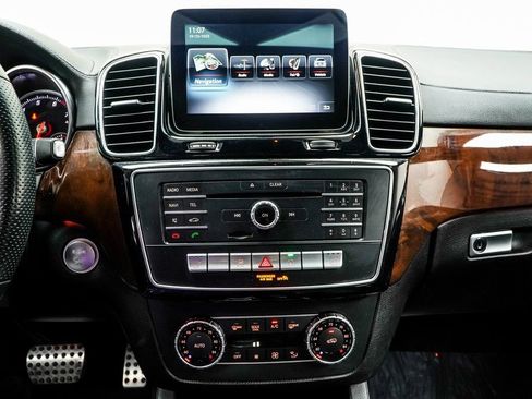 Used 2017 Mercedes-Benz GLS 450 4MATIC image 20