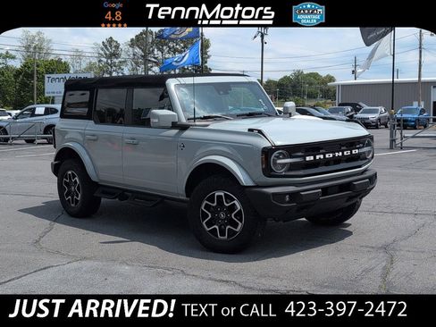 Used 2022 Ford Bronco Outer Banks AWD/4WD image 3