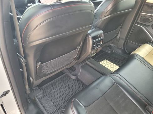 Used 2022 Jeep Grand Cherokee Trailhawk w/ ADV Protech Group II AWD/4WD image 12