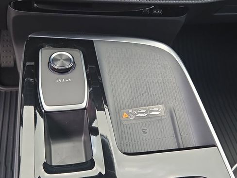 New 2026 Buick Enclave Sport Touring w/ Power Package FWD image 32