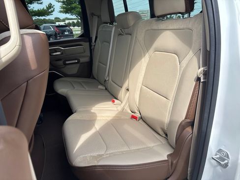 Used 2020 RAM 1500 Laramie AWD/4WD image 17
