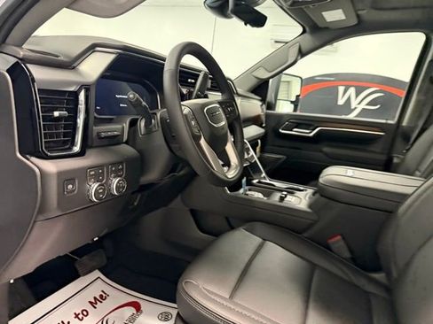 New 2026 GMC Sierra 2500 Denali w/ Denali Reserve Package AWD/4WD image 12