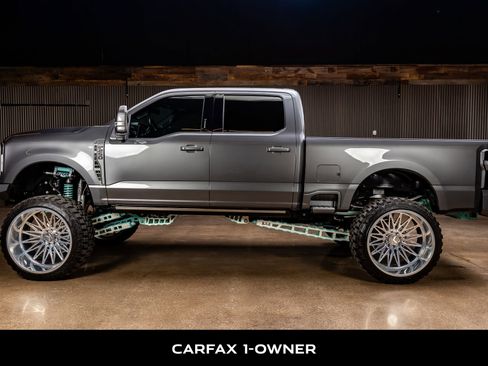 Used 2023 Ford F250 Platinum image 5