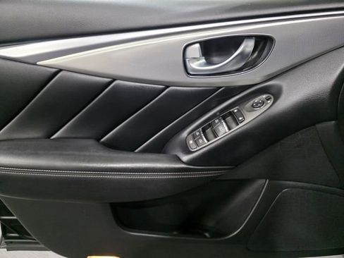 Used 2020 INFINITI Q50 Luxe w/ Essential Package (3.0T Luxe) image 10