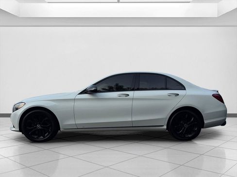 Used 2017 Mercedes-Benz C 300 4MATIC Sedan image 2