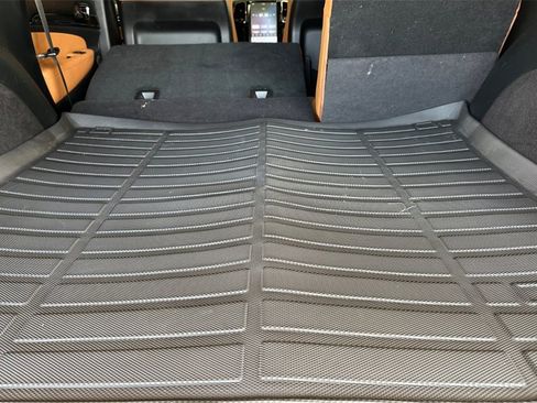 Used 2016 Jeep Grand Cherokee SRT w/ Trailer Tow Group IV image 12