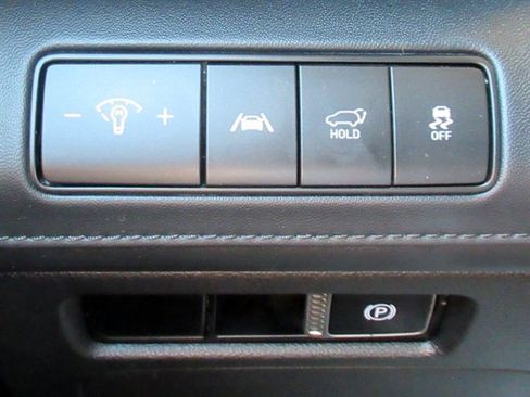 Used 2023 Hyundai Santa Fe Limited AWD/4WD image 35